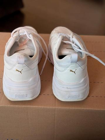 Witte Puma sportschoenen maat 39/40 – in goede staat beschikbaar voor biedingen