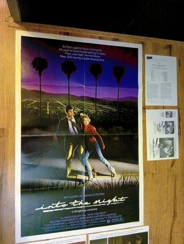 bioscoop poster set origineel ''Into the night" uit 1984. beschikbaar voor biedingen