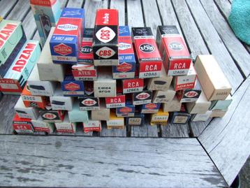 lotje oude radiolampen . beschikbaar voor biedingen