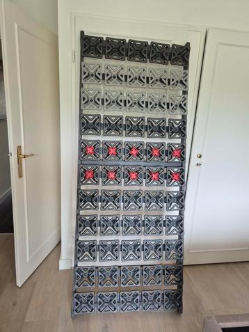 Twee schotelbodems: 80x190/200cm beschikbaar voor biedingen