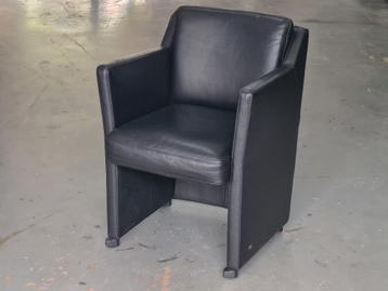Rolf Benz 7100 zwart beschikbaar voor biedingen