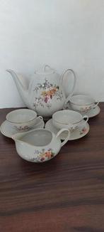 Vintage retro servies Puls theepot, 3 kop / schotel en kan, Ophalen of Verzenden, Zo goed als nieuw, Overige stijlen, Kop(pen) en/of Schotel(s)