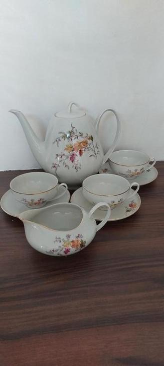 Vintage retro servies Puls theepot, 3 kop / schotel en kan, Huis en Inrichting, Keuken | Servies, Zo goed als nieuw, Kop(pen) en/of Schotel(s)