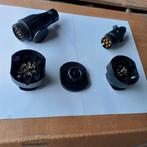 7 en 13 Polige stekker en stekkerdoos., Ophalen, Nieuw