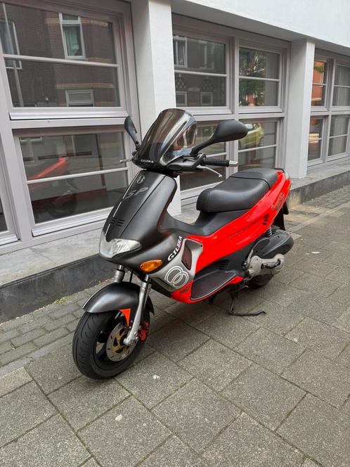Gilera runner 172cc Fluo Rosso Nieuwstaat, Fietsen en Brommers, Brommeronderdelen | Scooters, Zo goed als nieuw, Blok, Ophalen of Verzenden