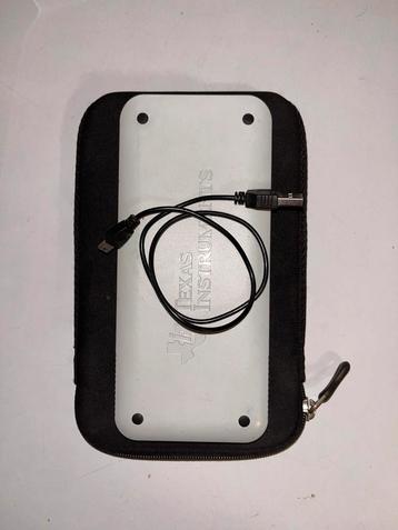 TI-84 Plus CE-T Rekenmachine + Hoes en Oplader. beschikbaar voor biedingen