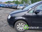 Scherm links-voor van een Volkswagen Touran, Auto-onderdelen, Carrosserie en Plaatwerk, Ophalen of Verzenden, 3 maanden garantie
