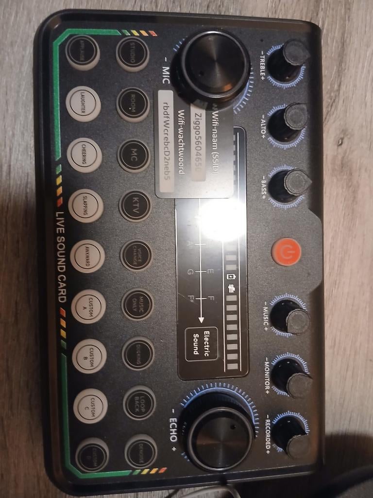 Live Soundcart met Microfoon - Perfect voor Streaming!, Muziek en Instrumenten, Ophalen, Gebruikt, Zangmicrofoon, Draadloos