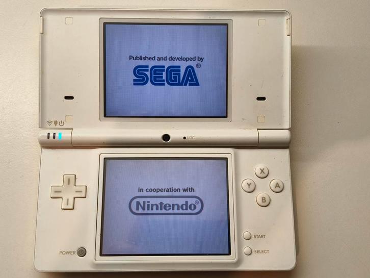 Nintendo DS Phat - Wit, Spelcomputers en Games, Spelcomputers | Nintendo DS, Gebruikt, DS Original of Phat, Wit, Ophalen of Verzenden