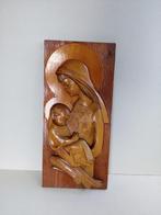 Madonna met kind. Houtsnijwerk. Wanddecoratie. Vintage., Ophalen of Verzenden, Zo goed als nieuw