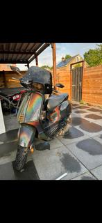 Vespa sprint 50cc psychedelic lak, Fietsen en Brommers, Ophalen, Gebruikt, Overige modellen, Maximaal 45 km/u