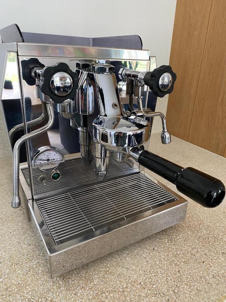 ECM Giotto espresso machine, Witgoed en Apparatuur, Koffiezetapparaten, Gebruikt, Gemalen koffie, Espresso apparaat, Afneembaar waterreservoir