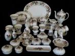 Wedgwood HATHAWAY ROSE servies, Huis en Inrichting, Keuken | Servies, Wedgwood, Ophalen of Verzenden, Zo goed als nieuw, Porselein