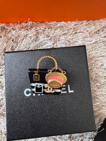 Chanel Broche - Prachtig Accessoire! beschikbaar voor biedingen