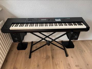Prachtige Roland Juno-DS 88 Digitale Piano/synthesizer beschikbaar voor biedingen