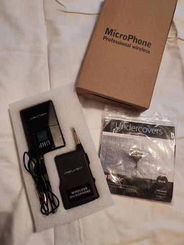 UHF Wireless microphone + klevers voor op kleding beschikbaar voor biedingen