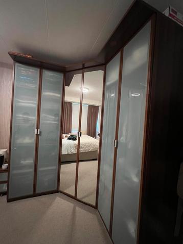 Mooie unieke nette ikea kast beschikbaar voor biedingen