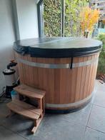 Hottub kirami  redceder, Tuin en Terras, Bubbelbaden en Hottubs, Ophalen of Verzenden, Zo goed als nieuw, Filter