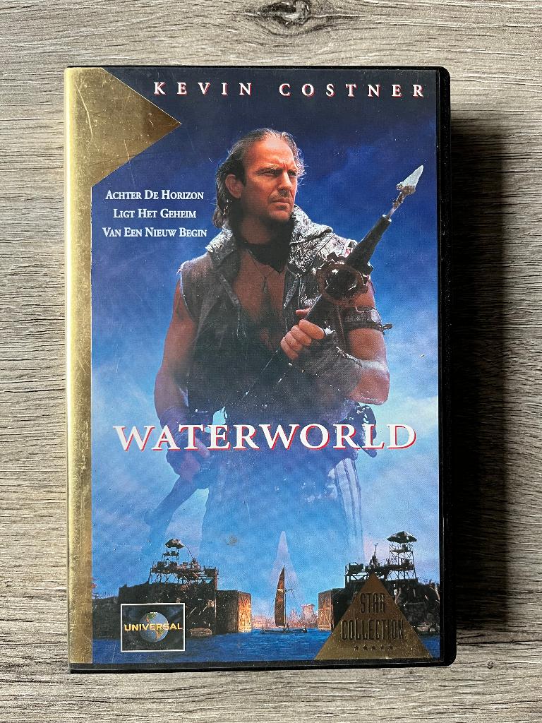 VHS Waterworld, Vanaf 12 jaar, Ophalen of Verzenden, Gebruikt, Actie en Avontuur