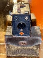 Antieke Agfa Box Camera met Leren Tas, Audio, Tv en Foto, Fotocamera's Analoog, Ophalen of Verzenden, Gebruikt, Compact, Overige Merken