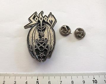  	 Sodom erg mooie nieuwe shaped pin badge speld n3 beschikbaar voor biedingen