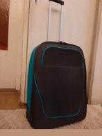 Te kopen,Essentials merk reiskoffer/Baggage met 2Stevige., Ophalen