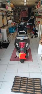 Vespa brommer, Ophalen, Maximaal 45 km/u, Zo goed als nieuw, 50 cc