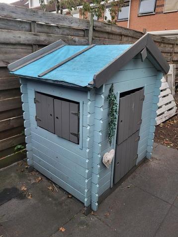 Speelhuisje beschikbaar voor biedingen