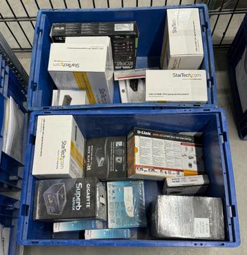 Randapparatuur en hardware voor PC's beschikbaar voor biedingen
