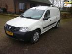 Dacia Logan 1.6 (BENZINE), Auto's, Bestelauto's, Euro 5, 4 cilinders, Wit, Origineel Nederlands