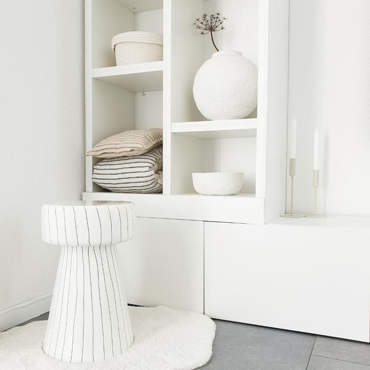 Bijzettafel Dakwa in 2 maten, Huis en Inrichting, Tafels | Bijzettafels, Nieuw, Rond, 45 tot 60 cm, Minder dan 55 cm, Metaal of Aluminium