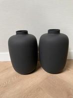Vaas - mat zwart - 22x32 cm, Huis en Inrichting, Ophalen, Zwart, Minder dan 50 cm, Glas