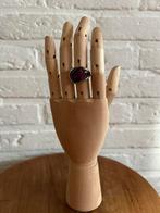 Zilveren Ring met Paarse Steen, Sieraden, Tassen en Uiterlijk, Ringen, Ophalen of Verzenden, Zo goed als nieuw, 17 tot 18, Met edelsteen