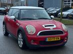 Mini Mini 1.6 Cooper S AIRCO/CRUISE | INRUILKOOPJE !, Voorwielaandrijving, Stof, Zwart, 4 cilinders