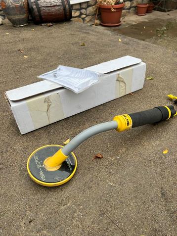 Vibra-Tector 740 metaaldetector beschikbaar voor biedingen