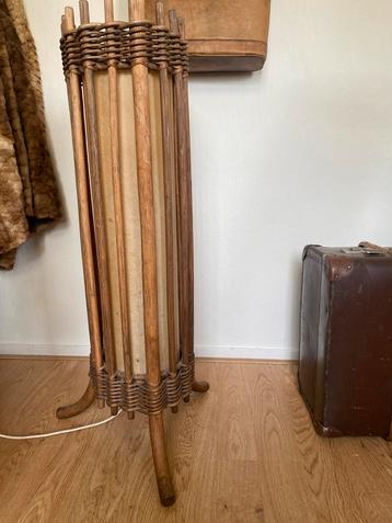 Rieten Staande Lamp - Sfeervolle Verlichting beschikbaar voor biedingen