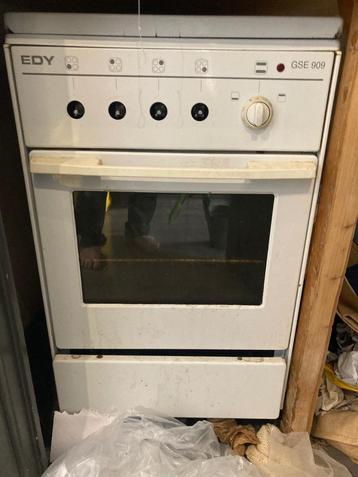 Oven EDY gratis af te halen  beschikbaar voor biedingen