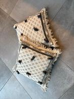 Mooie sierkussens met franjes 40x40, Ophalen of Verzenden, Zo goed als nieuw, Beige, Vierkant