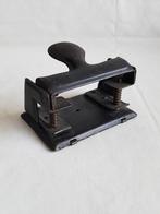 Perforator oud, jaren 40 50 vorige eeuw, Ophalen of Verzenden, Gebruikt