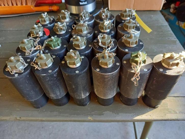 Adaptor Nato startkabel stopcontact leger DAF YA / Nekaf, Verzamelen, Militaria | Algemeen, Landmacht, Nederland, Ophalen of Verzenden