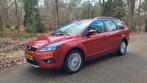 Ford Focus 1.6 station 100 PK rood (2008), 1596 cc, Zwart, 4 cilinders, 635 kg