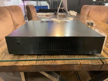 ROTEL RKB-8100 versterker beschikbaar voor biedingen