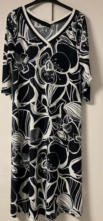 Yoek jurk mt. M 42/44 nieuw beschikbaar voor biedingen