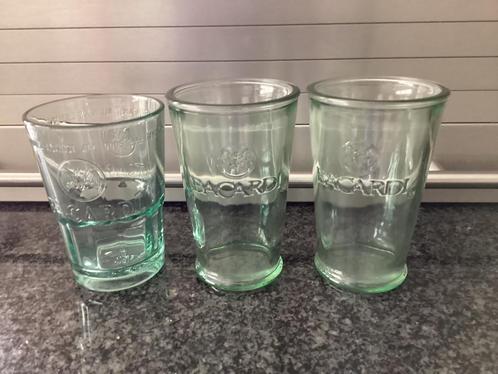 Rivella,perrier,Stassen,Jillz,chenet,en Bacardi glazen, Verzamelen, Glas en Borrelglaasjes, Zo goed als nieuw, Overige typen, Ophalen of Verzenden