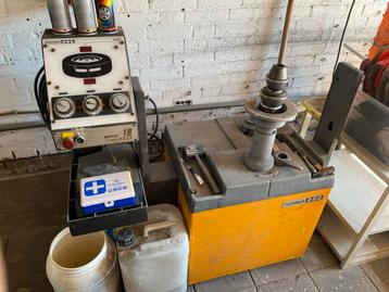 Schenck Balanceermachine omgebouwd tot Draaibank beschikbaar voor biedingen