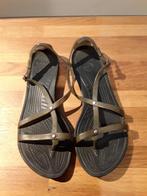 CROCS  maat 41, Kleding | Dames, Schoenen, Ophalen of Verzenden, Zo goed als nieuw