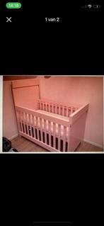 Roze babykamer ledikant commode en plank, Ophalen of Verzenden