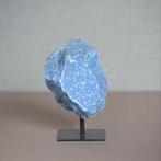 Blauwe Aventurijn op Standaard, Ophalen of Verzenden, Mineraal
