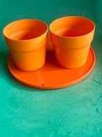 Vintage IKEA twee bloempotjes kunststof zalm-roze oranje, Tuin en Terras, Kunststof, Minder dan 30 cm, Minder dan 60 cm, Rond