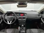 Volvo V40 1.5 T2 Polar+ Automaat (NAVIGATIE, TREKHAAK AFNEEM, 65 €/maand, Stof, 700 kg, 122 pk